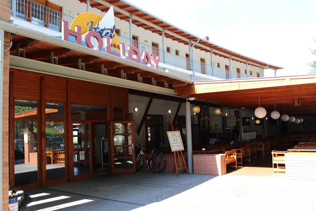 Hotel Holiday Siófok Exteriér fotografie